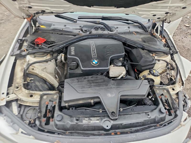 Photo 11 from auction – 2015 BMW 328 with VIN WBA3B3G56FNR87593