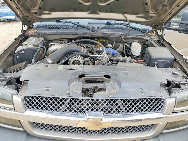 Photo 11 from auction – 2003 CHEVROLET SILVERADO with VIN 1GCHC29173E108964