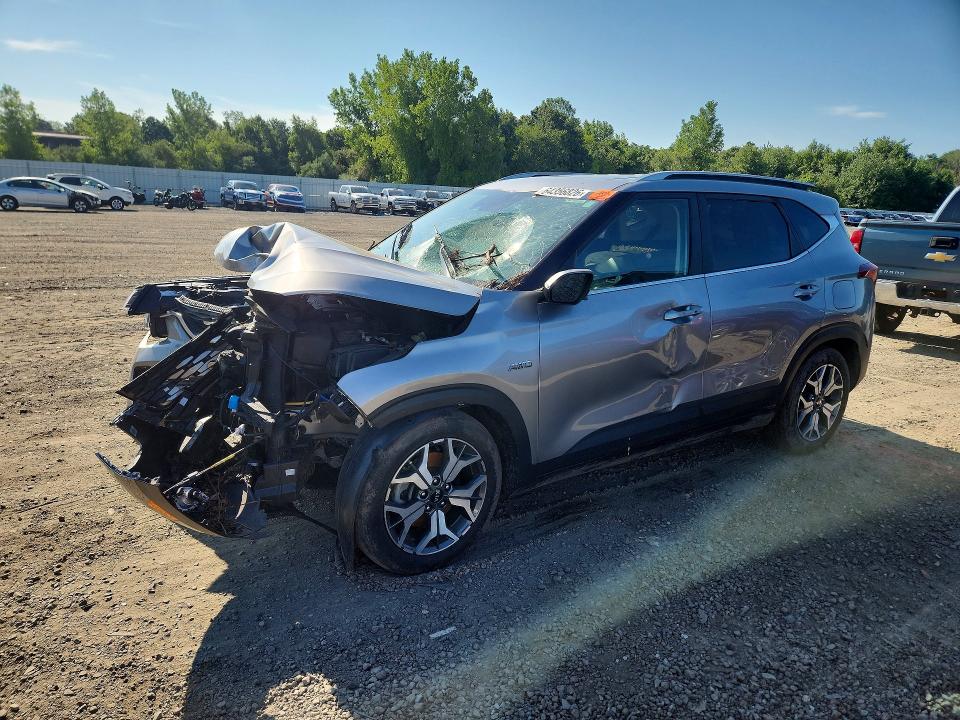 KIA SELTOS 2021 with VIN KNDERCAA7M7103823 - Photo from auction