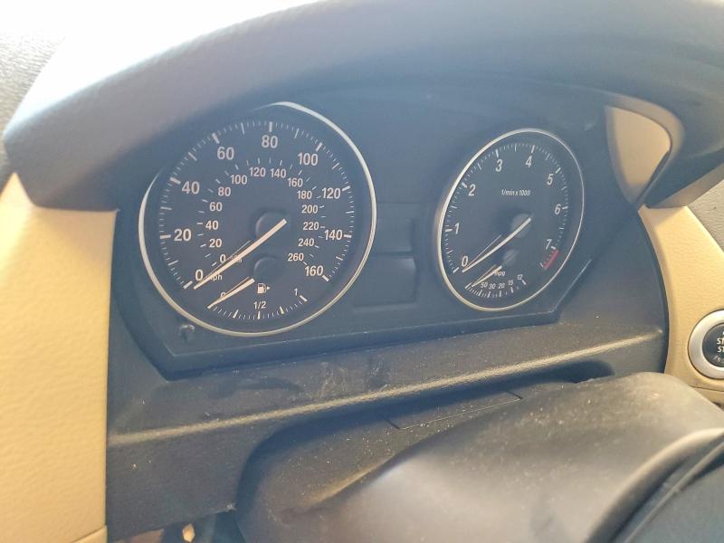 Photo 9 from auction – 2015 BMW X1 with VIN WBAVL1C58FVY33788