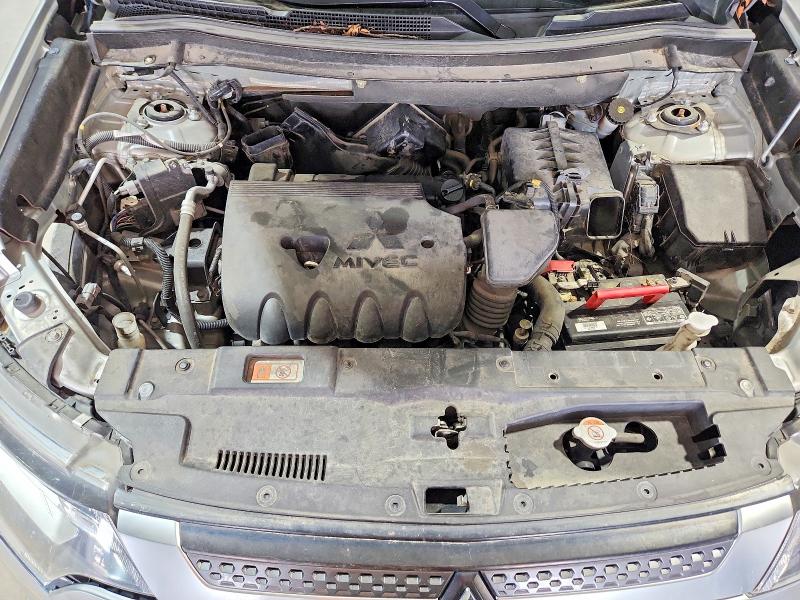 Photo 12 from auction – 2020 MITSUBISHI OUTLANDER with VIN JA4AZ3A30LZ019694