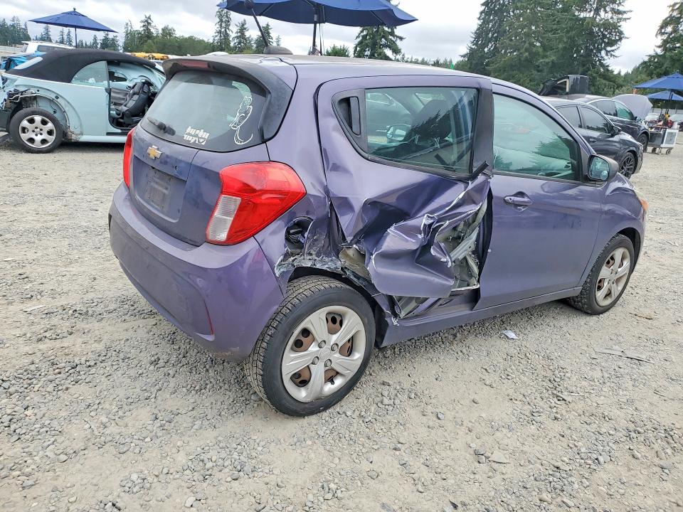 Foto 3 de la subasta – 2017 CHEVROLET SPARK con VIN KL8CB6SA8HC782972