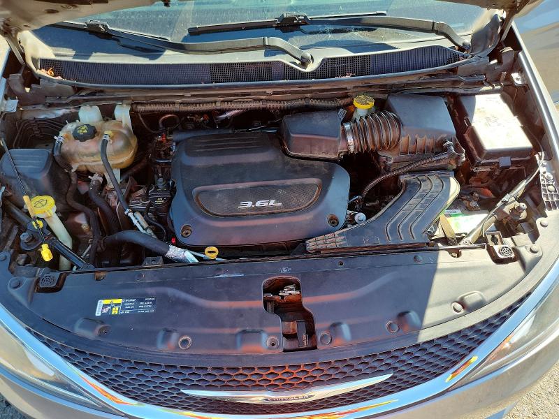 Photo 12 from auction – 2017 CHRYSLER PACIFICA with VIN 2C4RC1BG3HR576780