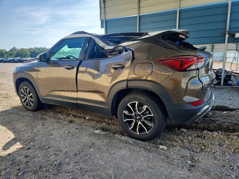 Photo 2 from auction – 2021 CHEVROLET TRAILBLAZER with VIN KL79MSSL8MB019644