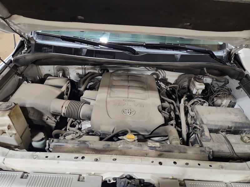 Photo 11 from auction – 2015 TOYOTA TUNDRA with VIN 5TFAY5F12FX426301