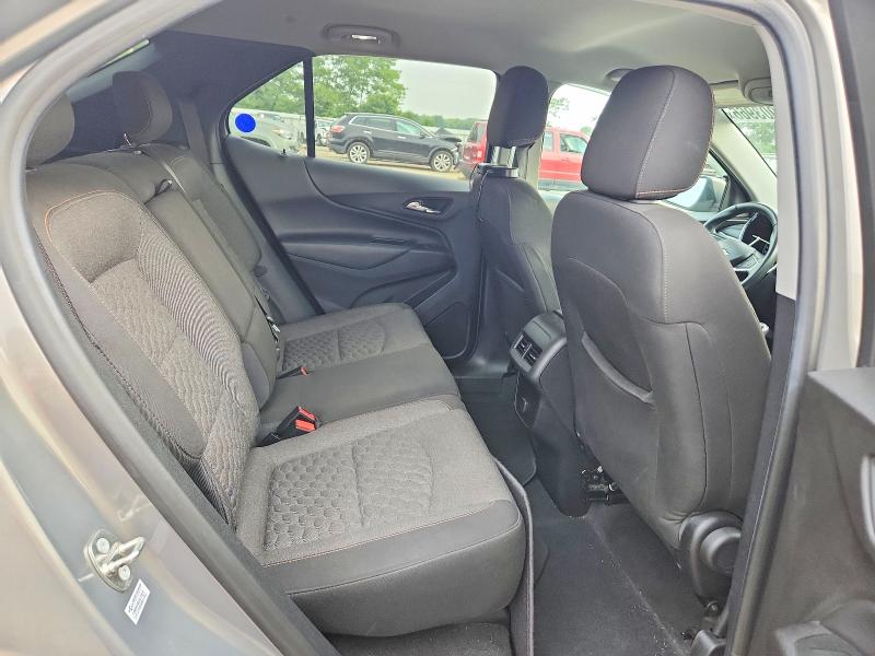 Photo 11 from auction – 2018 CHEVROLET EQUINOX with VIN 3GNAXTEX7JS511875