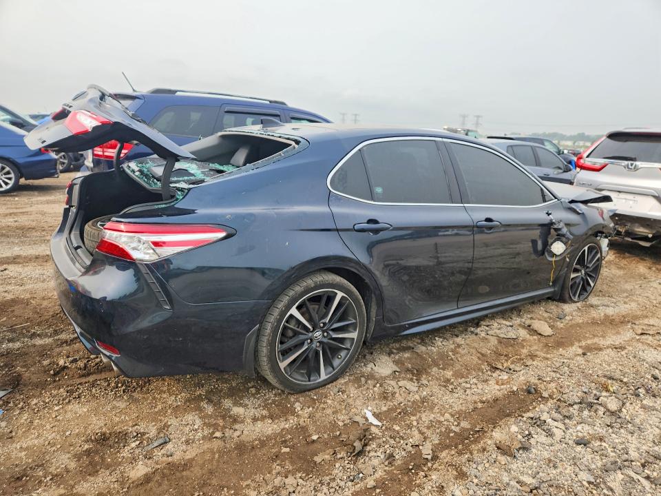 Photo 3 from auction – 2020 TOYOTA CAMRY with VIN 4T1K61AK4LU882702