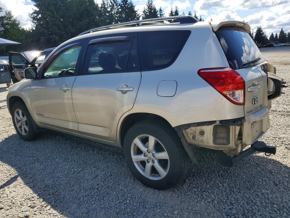 Photo 2 from auction – 2006 TOYOTA RAV4 with VIN JTMBD31V966009570
