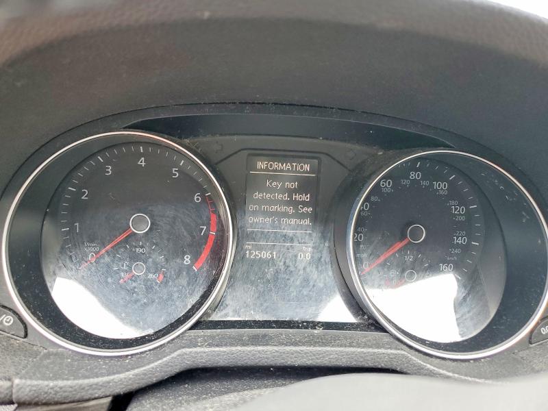 Photo 9 from auction – 2018 VOLKSWAGEN PASSAT with VIN 1VWBA7A35JC005070