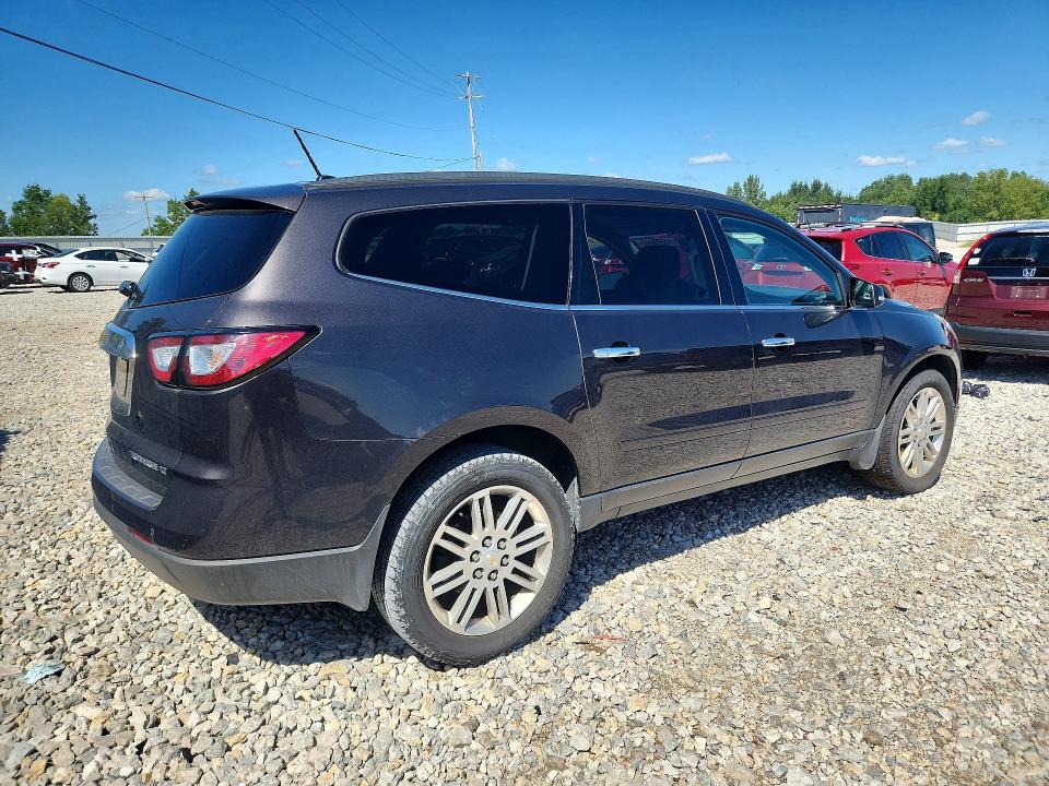 Foto 3 de la subasta – 2015 CHEVROLET TRAVERSE con VIN 1GNKVGKD7FJ352408