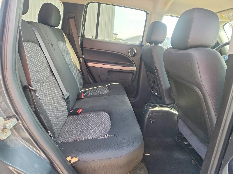 Photo 11 from auction – 2010 CHEVROLET HHR with VIN 3GNBAADB2AS590503