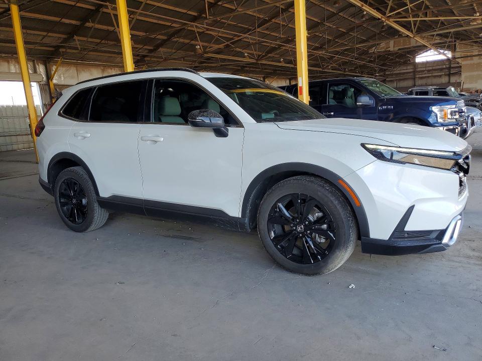 Photo 4 from auction – 2023 HONDA CR-V with VIN 7FARS6H98PE037028