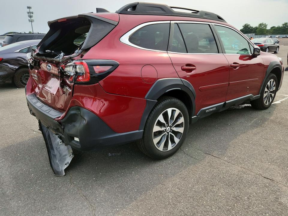 Photo 3 from auction – 2023 SUBARU OUTBACK with VIN 4S4BTANC9P3165719