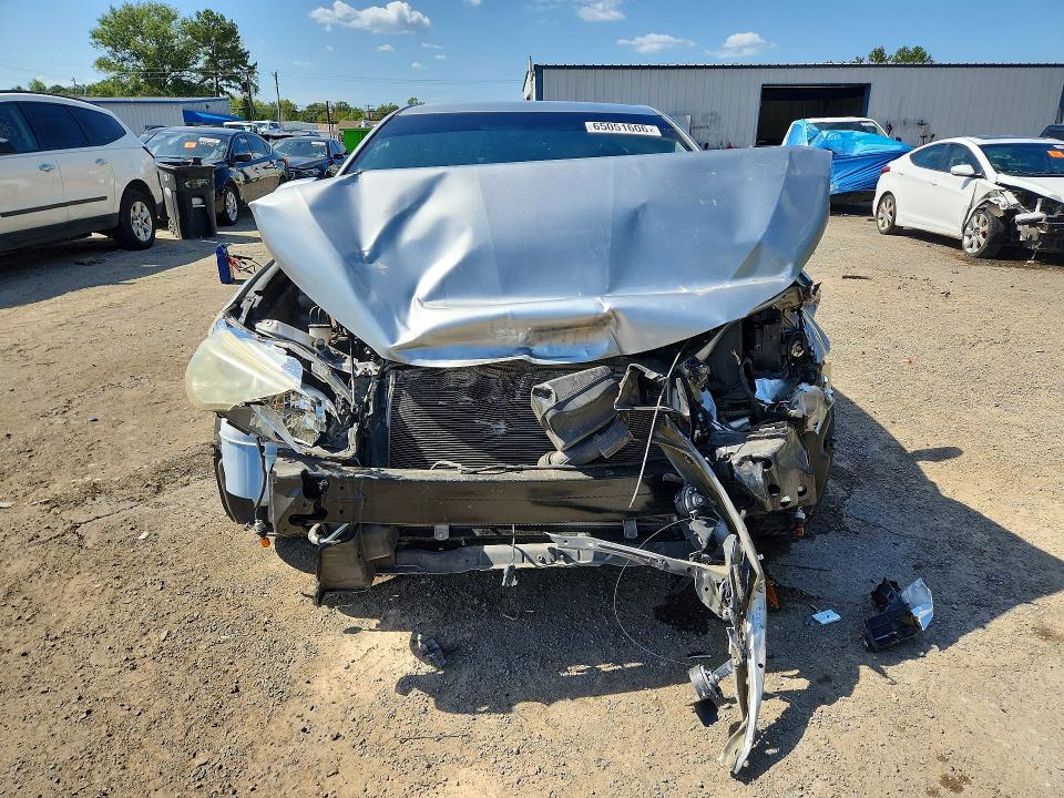 Photo 5 from auction – 2017 TOYOTA CAMRY with VIN 4T1BF1FK0HU330971