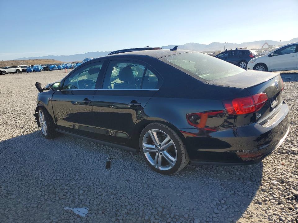 Photo 2 from auction – 2016 VOLKSWAGEN JETTA with VIN 3VW5S7AJ7GM390535