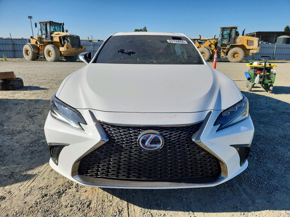 Photo 5 from auction – 2022 LEXUS ES 300H with VIN 58AGA1C17NU020837