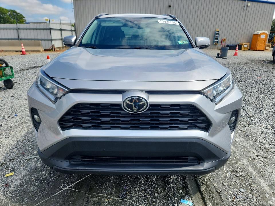 Photo 5 from auction – 2020 TOYOTA RAV4 with VIN 2T3P1RFV7LC128143
