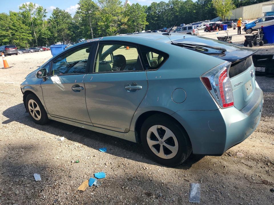 Photo 2 from auction – 2013 TOYOTA PRIUS with VIN JTDKN3DU8D1732479