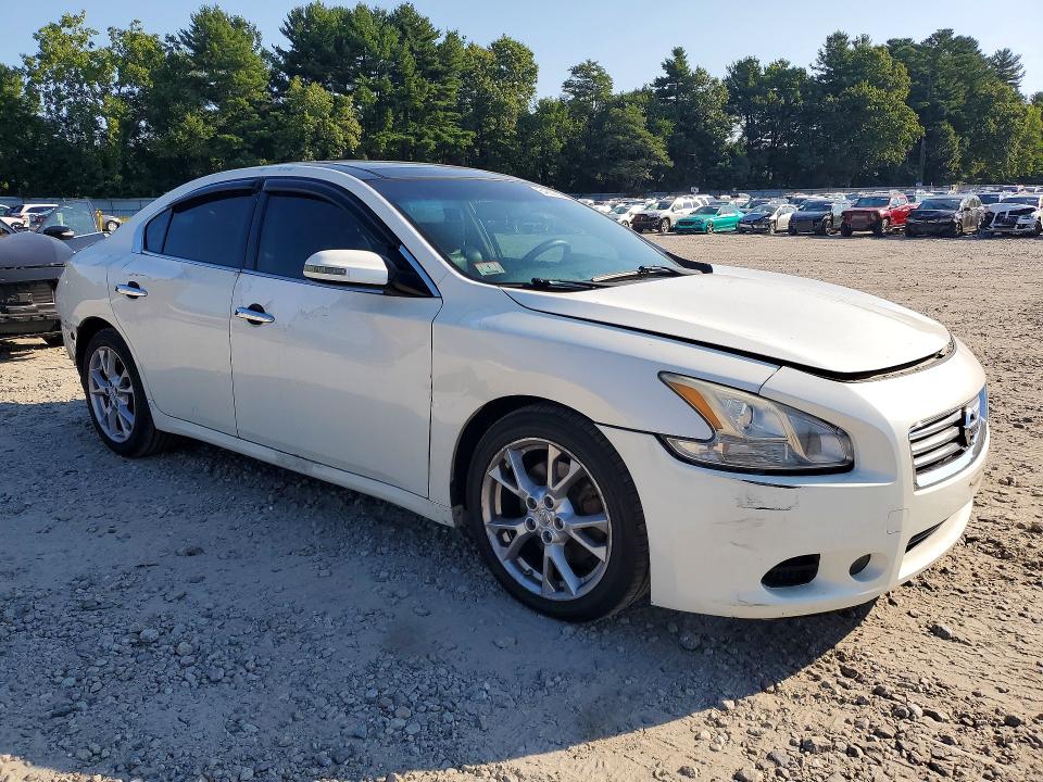 Photo 4 from auction – 2014 NISSAN MAXIMA with VIN 1N4AA5AP6EC469938
