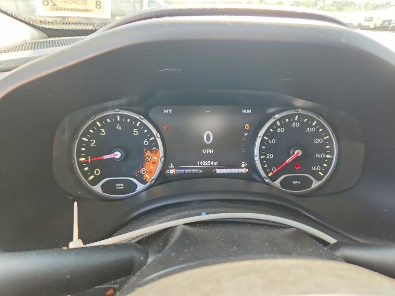Photo 9 from auction – 2015 JEEP RENEGADE with VIN ZACCJBCT8FPB78172