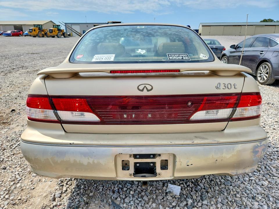 Photo 6 from auction – 1998 INFINITI I30 with VIN JNKCA21A2WT600764