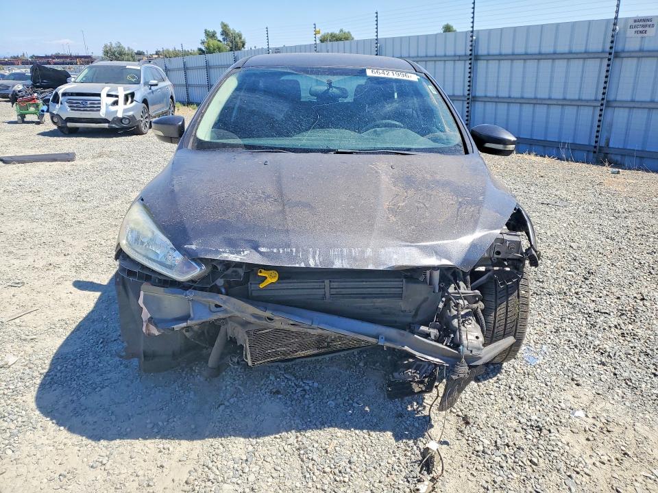 Photo 5 from auction – 2016 FORD FOCUS with VIN 1FADP3K20GL276156