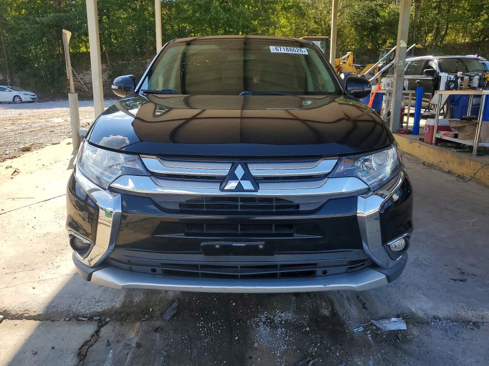 Photo 5 from auction – 2018 MITSUBISHI OUTLANDER with VIN JA4AZ3A37JZ043035