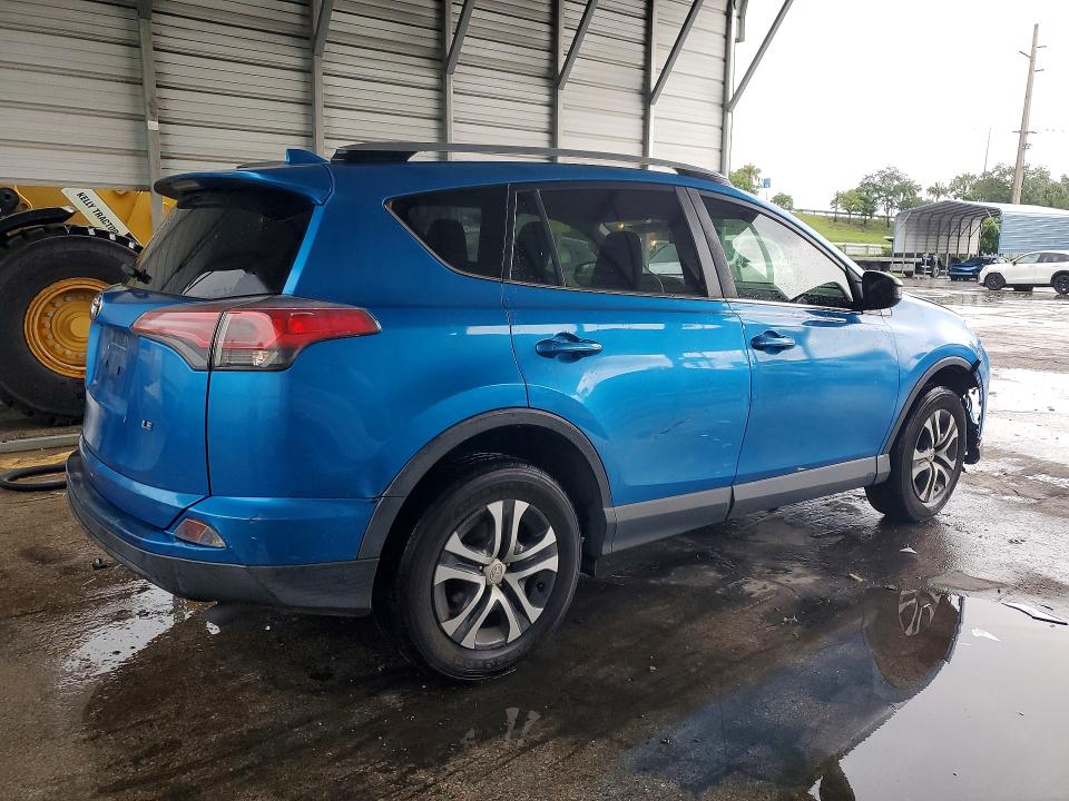 Photo 3 from auction – 2018 TOYOTA RAV4 with VIN JTMZFREV3JJ726834