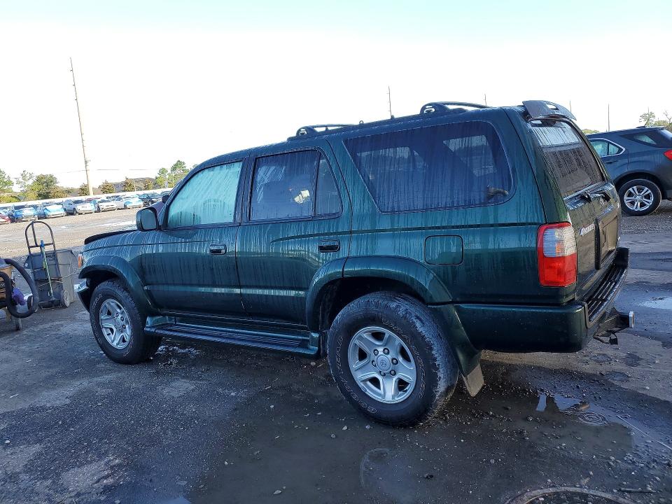 Photo 2 from auction – 2000 TOYOTA 4RUNNER with VIN JT3GN86R2Y0147554