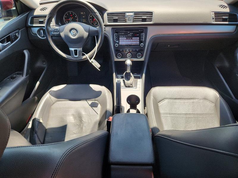 Photo 8 from auction – 2015 VOLKSWAGEN PASSAT with VIN 1VWAT7A34FC117730