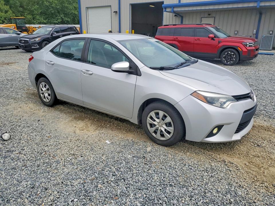 Photo 4 from auction – 2015 TOYOTA COROLLA with VIN 2T1BURHEXFC475753