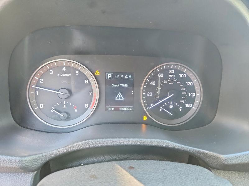 Photo 9 from auction – 2016 HYUNDAI TUCSON with VIN KM8J33A40GU125819