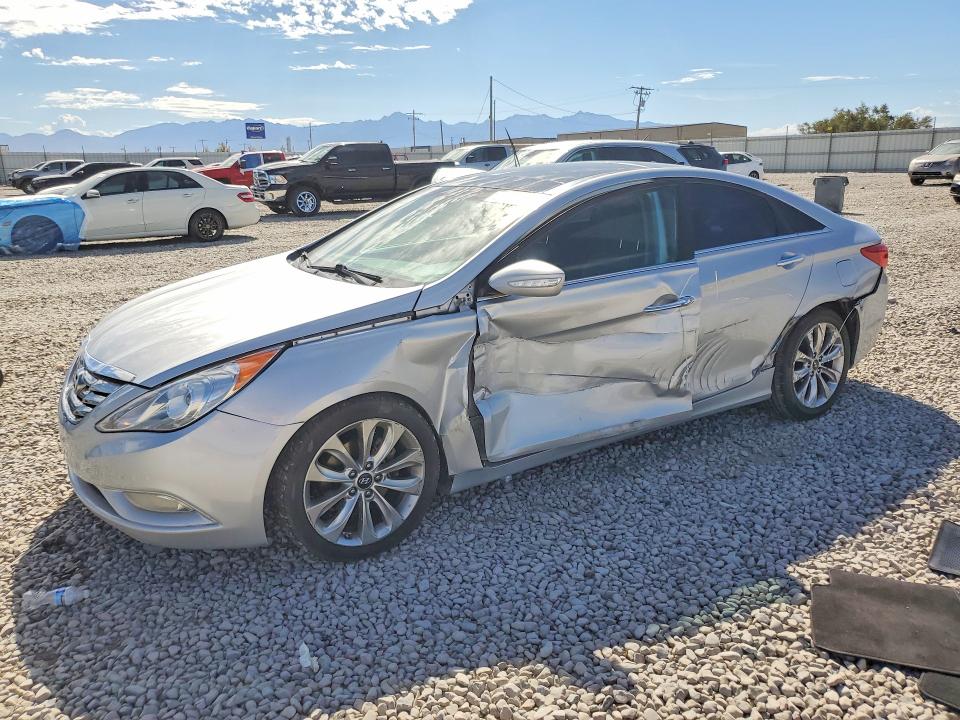 HYUNDAI SONATA 2012 with VIN 5NPEC4AB3CH335443 - Photo from auction