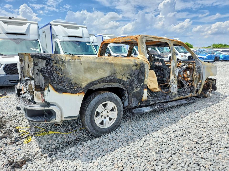 Снимка 3 от търг – 2022 CHEVROLET SILVERADO LTD с VIN 1GCPWCEKXNZ146725