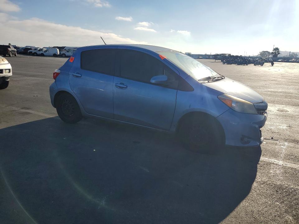 Photo 4 from auction – 2014 TOYOTA YARIS with VIN JTDKTUD36ED574601