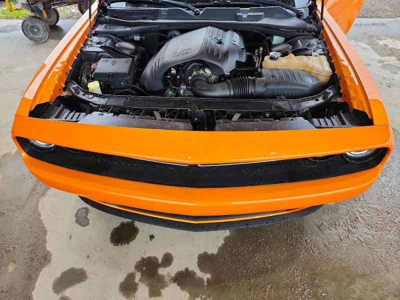 Photo 11 from auction – 2018 DODGE CHALLENGER with VIN 2C3CDZBT1JH251852