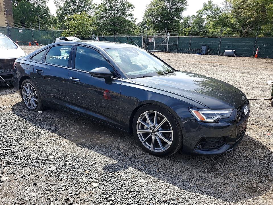 Zdjęcie 4 z aukcji – 2025 AUDI A6 z VIN WAUE3BF22SN056235