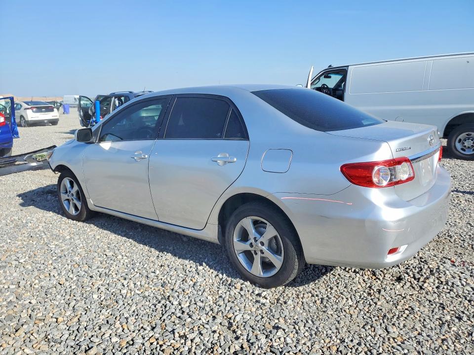 Photo 2 from auction – 2011 TOYOTA COROLLA with VIN 2T1BU4EE4BC581178