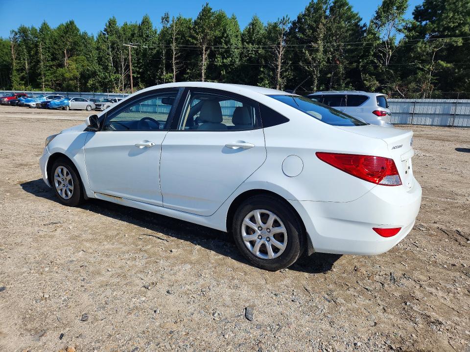 Photo 2 from auction – 2013 HYUNDAI ACCENT with VIN KMHCT4AE6DU393552