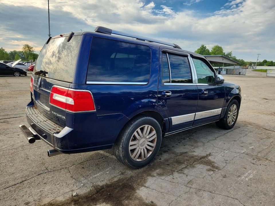 Photo 3 from auction – 2009 LINCOLN NAVIGATOR with VIN 5LMFU28509EJ00523