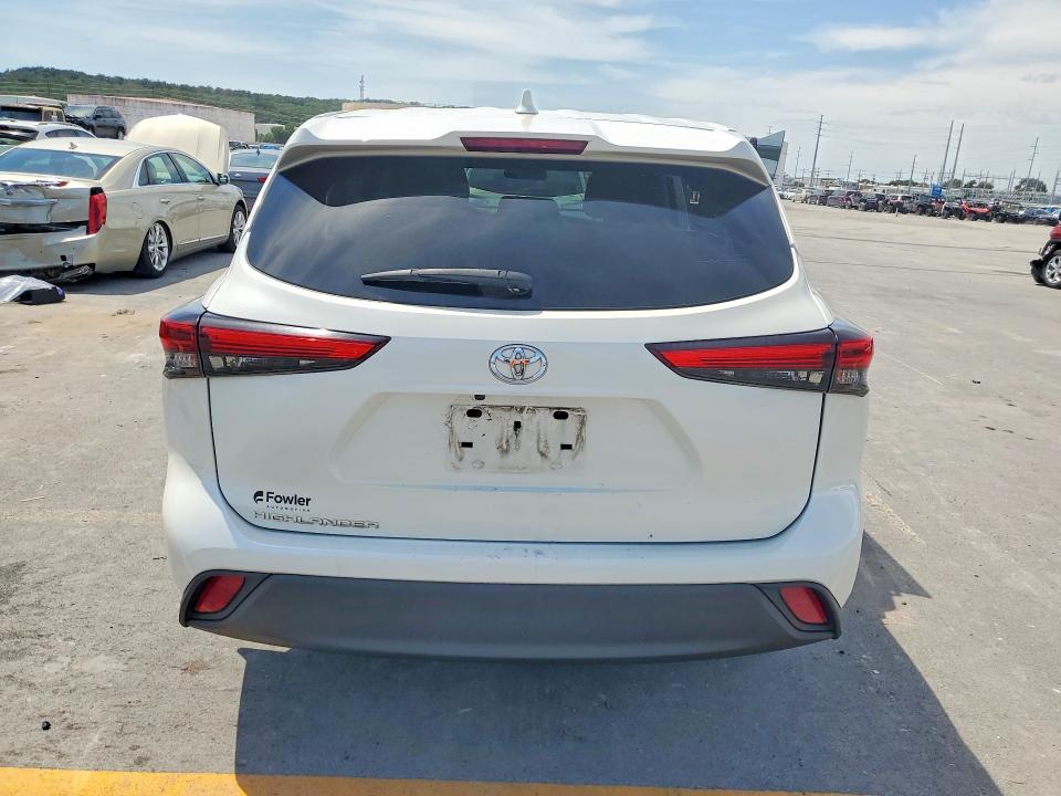 Photo 6 from auction – 2020 TOYOTA HIGHLANDER with VIN 5TDCZRAH8LS013866