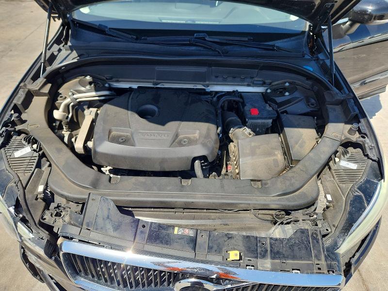 Photo 12 from auction – 2019 VOLVO XC60 with VIN LYV102RK6KB195905