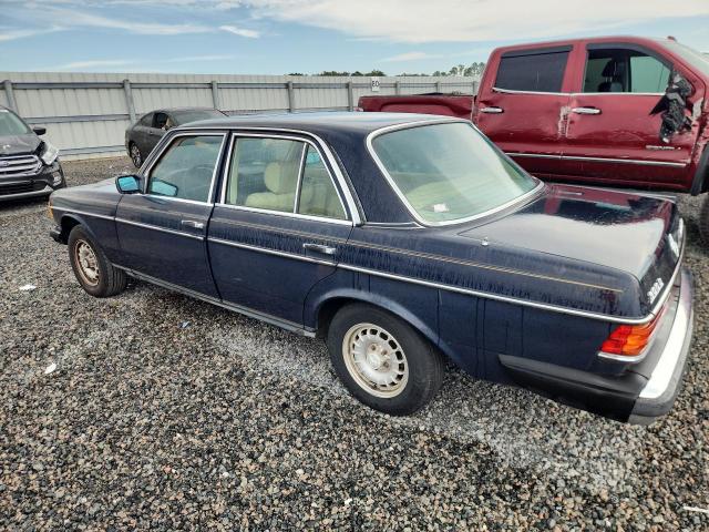 Photo 2 from auction – 1983 MERCEDES-BENZ 300 with VIN WDBAB33A8DB018940