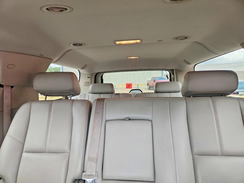 Photo 10 from auction – 2008 CHEVROLET SUBURBAN with VIN 3GNFC16098G206690