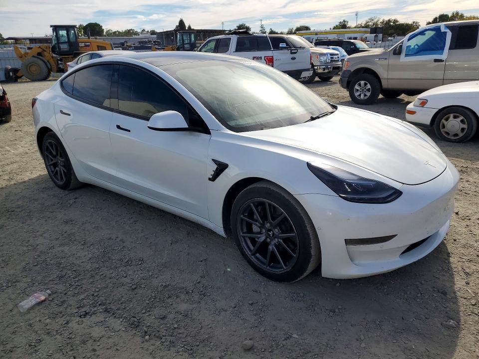 Photo 4 from auction – 2021 TESLA MODEL 3 with VIN 5YJ3E1EA2MF874444