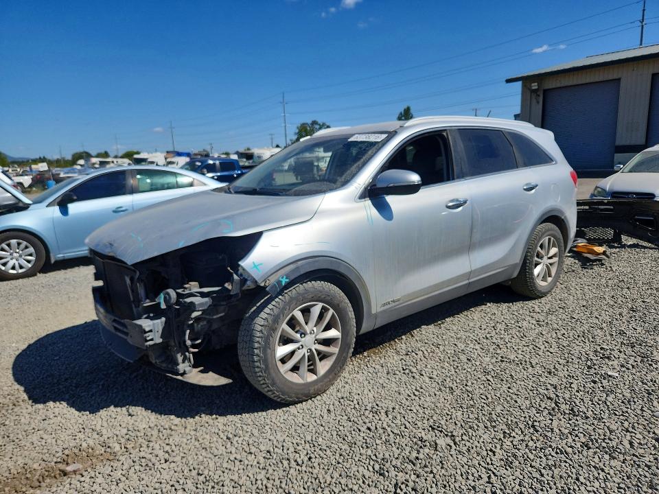 KIA SORENTO 2017 with VIN 5XYPGDA5XHG234566 - Photo from auction