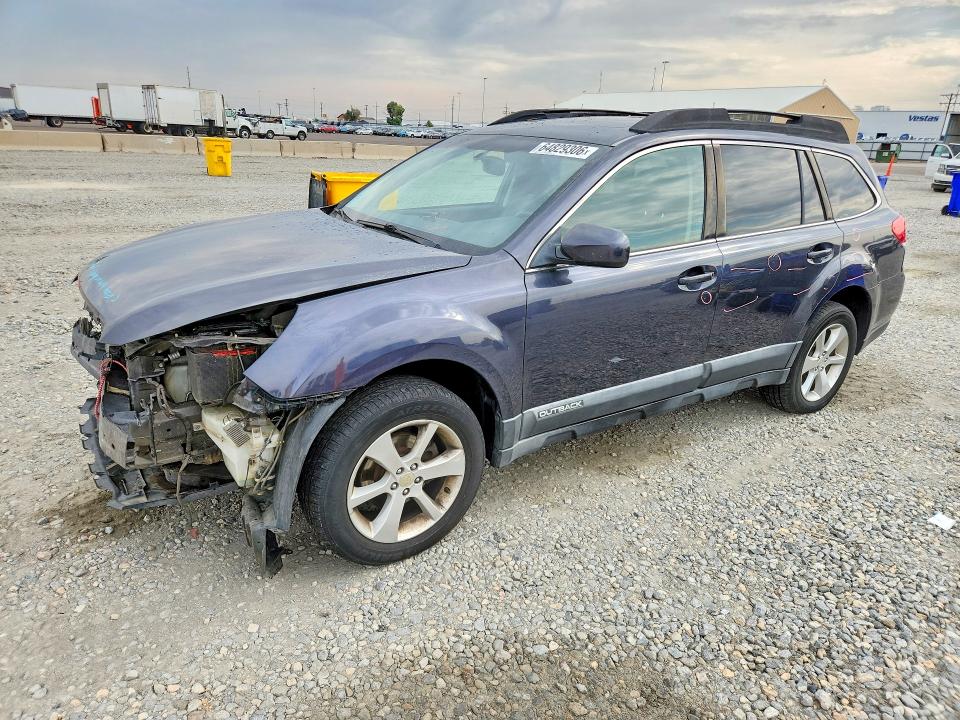 2013 SUBARU OUTBACK - Търг №64829306