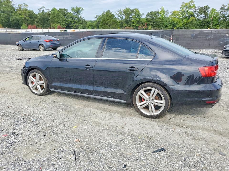 Photo 2 from auction – 2015 VOLKSWAGEN JETTA with VIN 3VW4T7AJ7FM267132