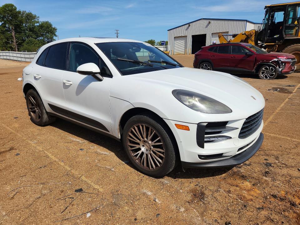 Photo 4 from auction – 2019 PORSCHE MACAN with VIN WP1AA2A52KLB01693
