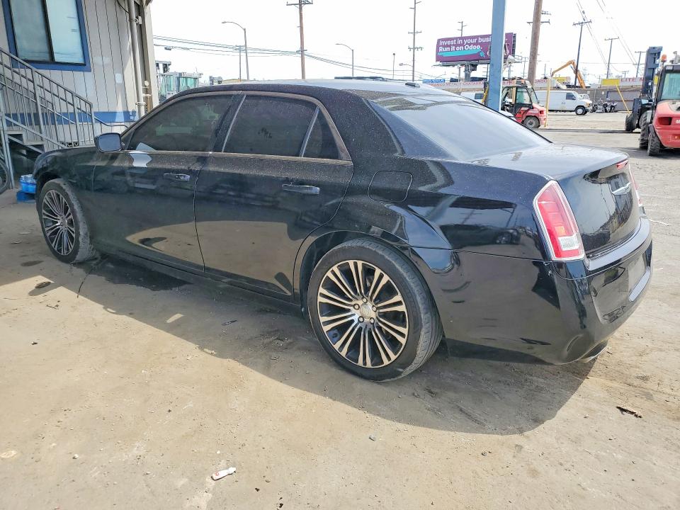 صورة رقم 2 من المزاد - 2012 CHRYSLER 300 مع VIN 2C3CCABG3CH115247